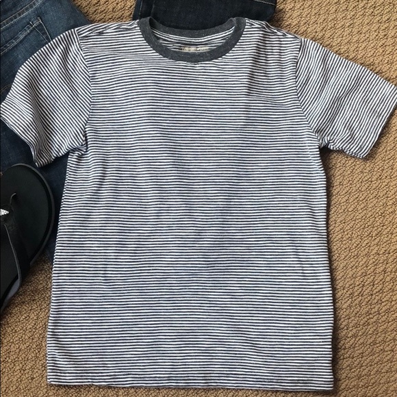Tucker + Tate gray & white stripe, short sleeve t-shirt boys size M 8/10 - Picture 1 of 5